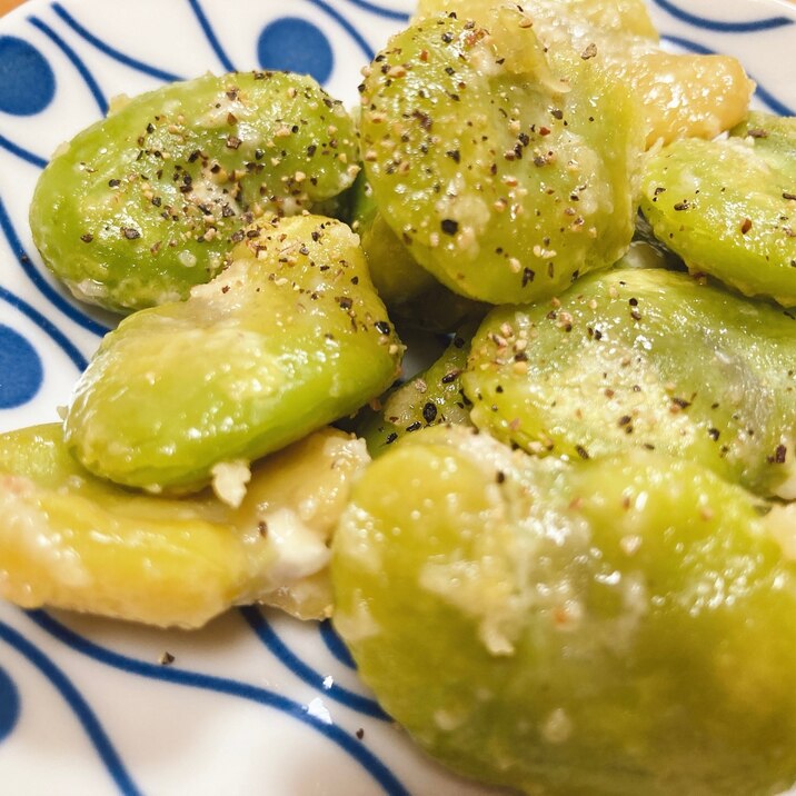 そら豆のガーリックチーズ